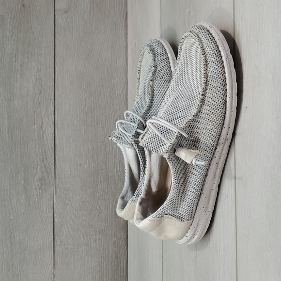 Hey Dude Womens Wendy Six Stone White Loafer Slip on shoes sz 8 - Picture 1 of 12